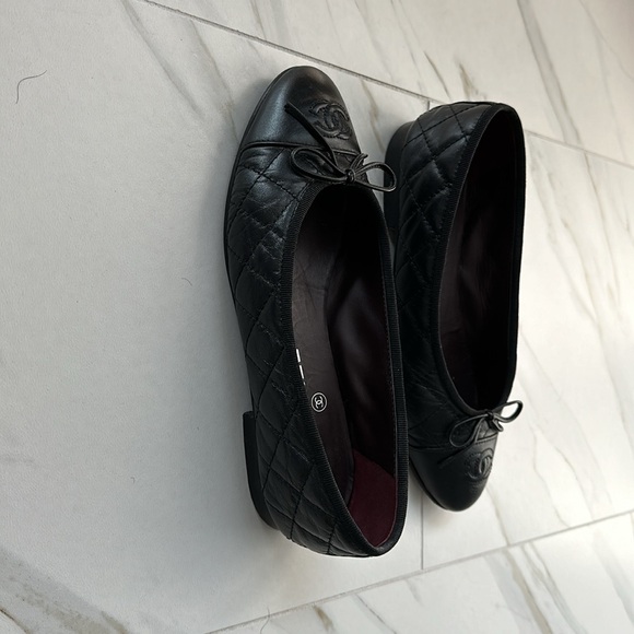 Chanel Classic Quilted Cap Toe Ballerina Flat - Picture 6 of 12